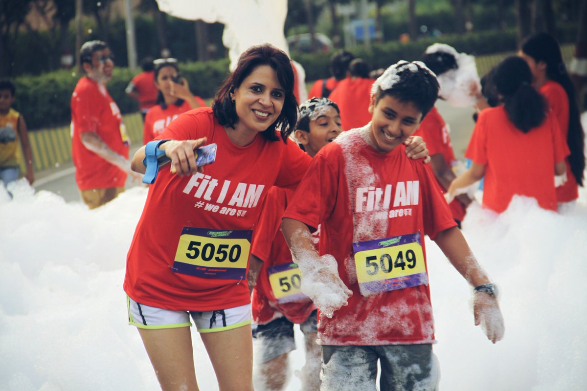 FitIam_IN's tweet photo. Mumbai Bubble Dash this Nov 5th: https://t.co/8LlUdefuZx
#running #foamrun #mumbairunning #funrun #colours #zumba https://t.co/FLlF076jRb