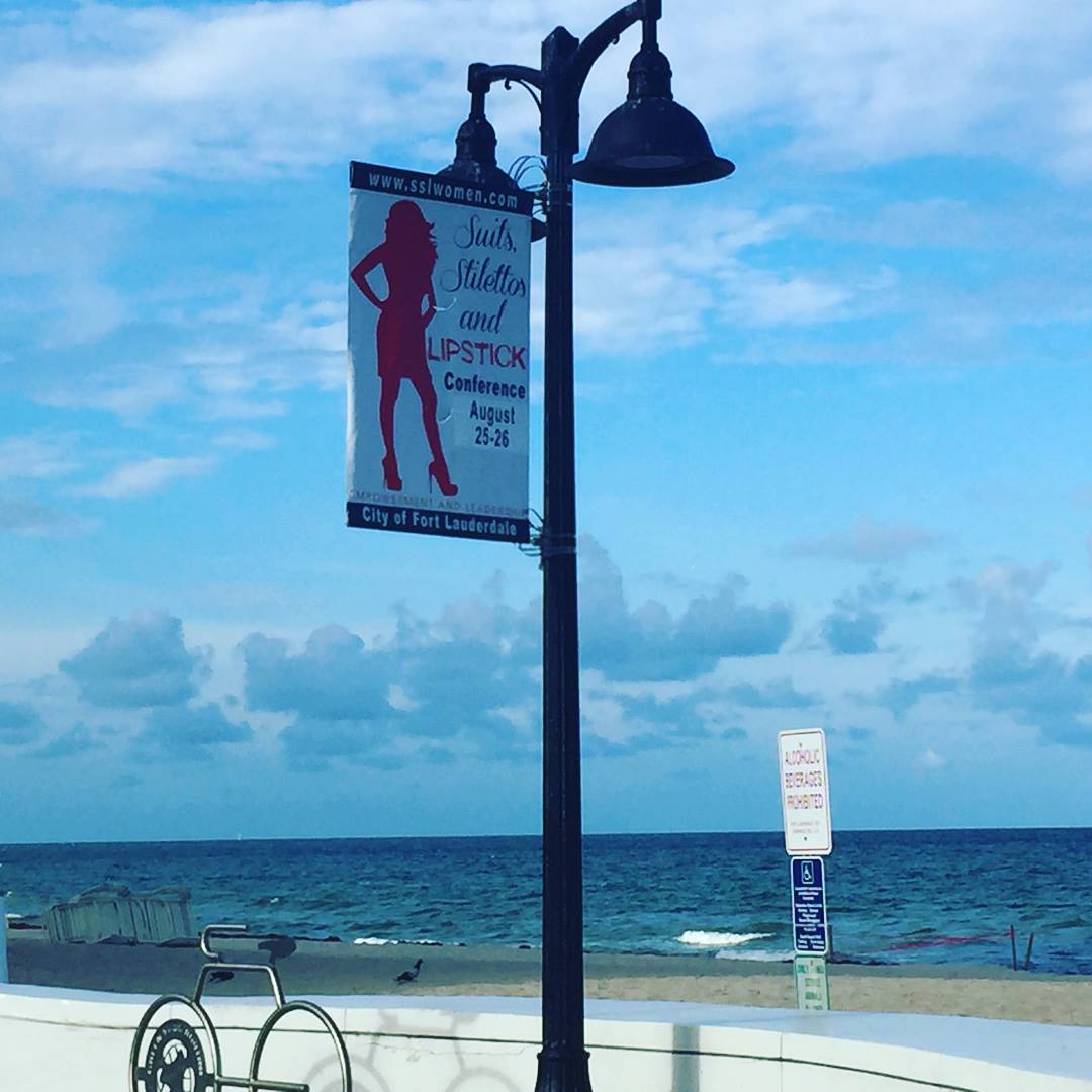 KandeeG's tweet photo. I will be speaking at this incredible event on beautiful Fort Lauderdale Beach! Come see me! #ownit2017 #greatspeakers #seeyouthere https://t.co/M4tpjMdSJi