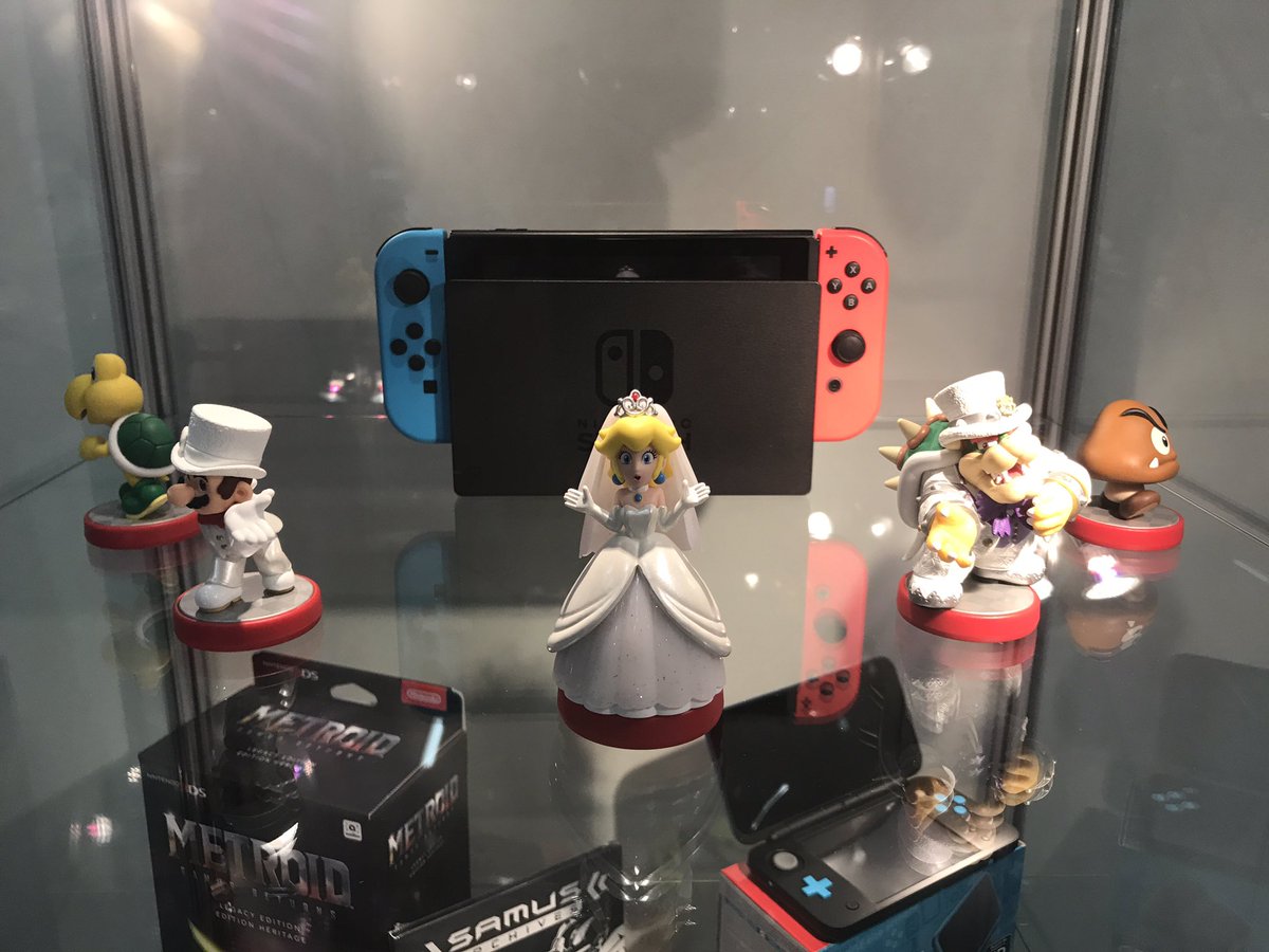 GAMEdigital's tweet photo. No, YOU'RE drooling over the Nintendo cabinet of wonders. #GAMEatGC https://t.co/LaL8XNoWCT