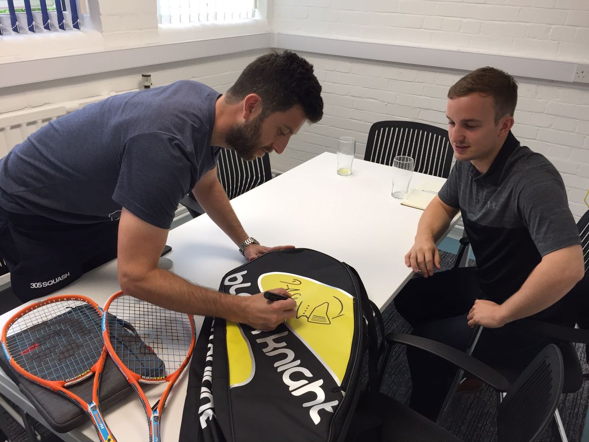 BlackKnightEUR's tweet photo. Great to see @DarylSelby today.  Signed a @BlackKnightEUR bag to #giveaway . F&amp;RT this and we will draw a winner at random. #Draw 25/08 https://t.co/Z6OxAvKUTJ