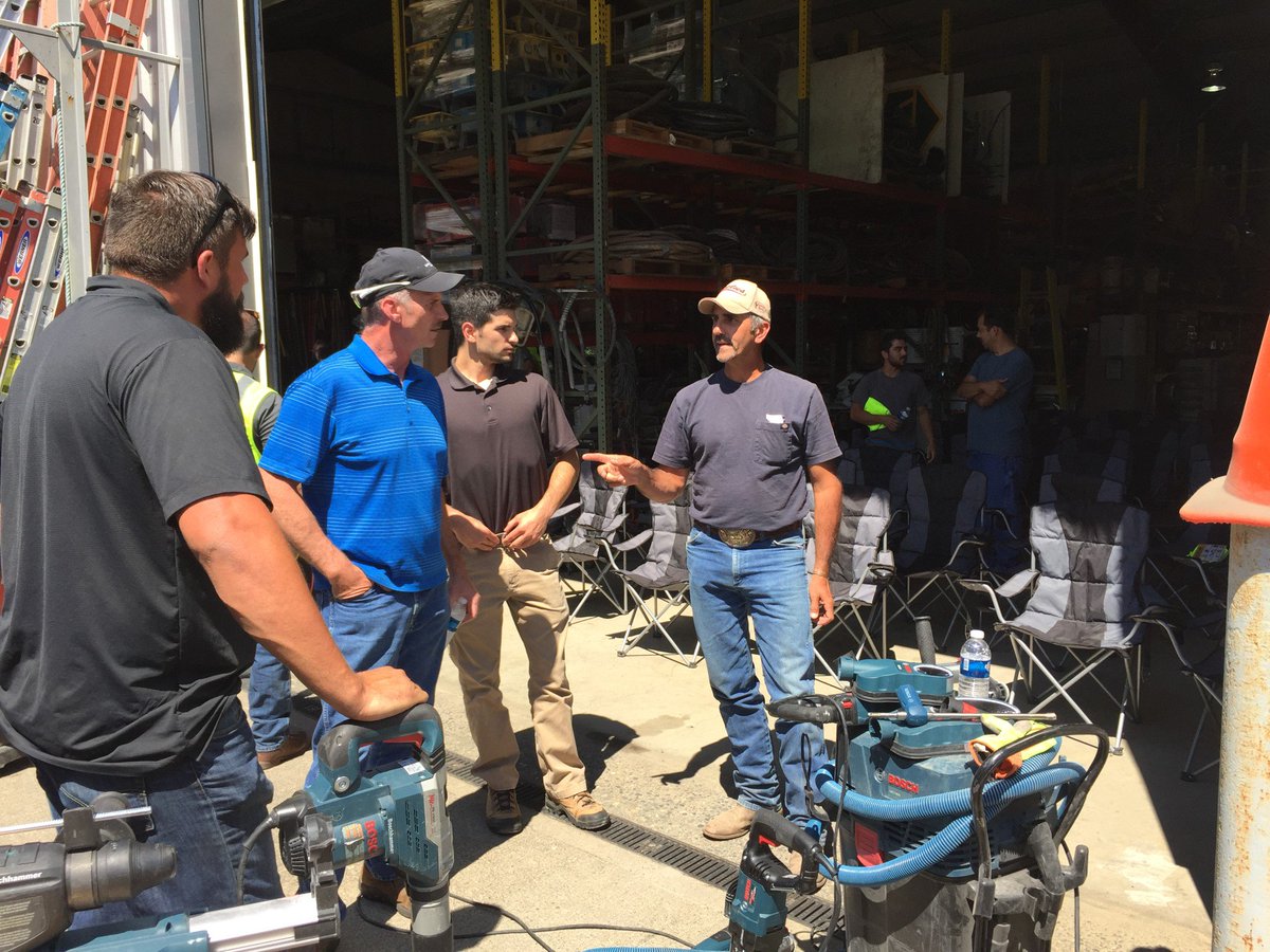 BoschToolsNA's tweet photo. On 9/23, the OSHA Silica Dust Rule will start to be enforced. #AreYouReady to #MakeDustHistory? What U need to know: https://t.co/AILRGNwAGa https://t.co/tScBmIAdtL