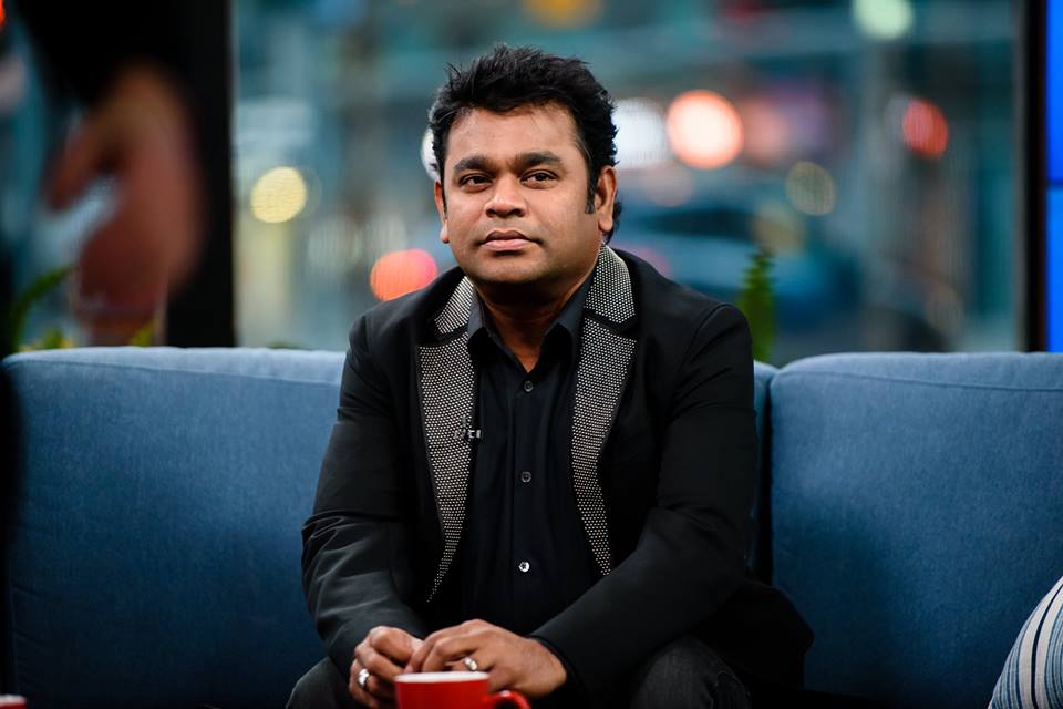 oneheartartists's tweet photo. .@arrahman to attend #UAE premiere of concert his film ‘One Heart’ For more details - https://t.co/wHO8hSMpAC
#OneHeartMovie #ARR #ARRahman https://t.co/qptQB9V0jh