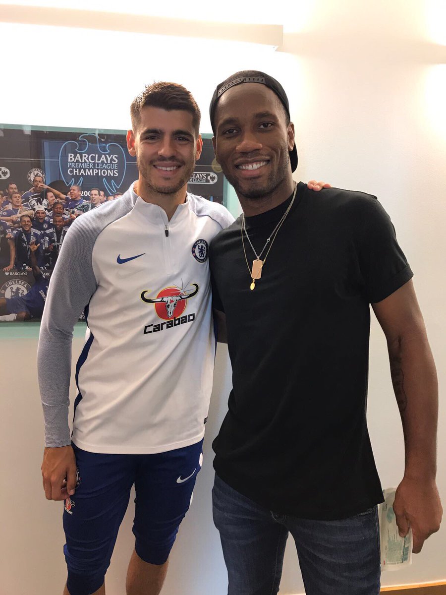 AlvaroMorata's tweet image. With a @ChelseaFC LEGEND!!