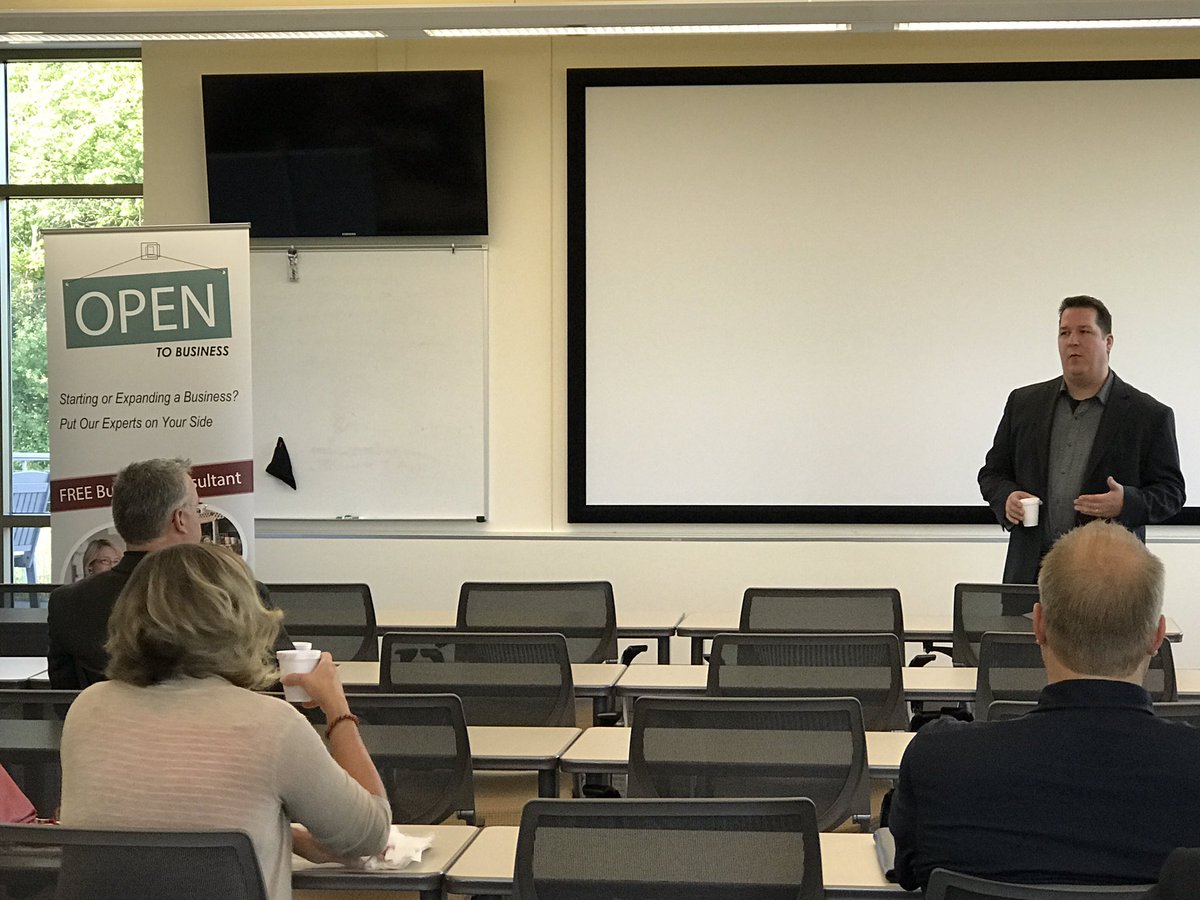 cottagegrovemn's tweet image. Lee Hall giving an overview of the Open To Business program now available in Washington County. #opentobusiness