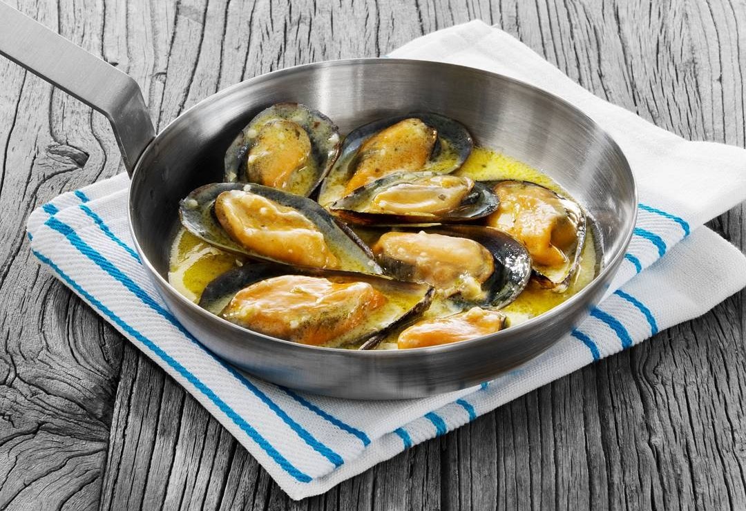 OceanBasketQa's tweet photo. من اشهر مقبلاتنا في اوشن باسكت... بلح البحر مع صلصة الثوم والليمون 
#مطعم #سمك #الدوحة #قطر_مول #قطر #بلح_البحر #بحر #مأكولات_بحرية https://t.co/Yigakx0Jb4