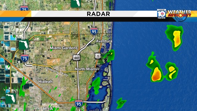 Showers starting to move onshore, keep the rain gear handy. https://t.co/7gh2ZQ1pQf