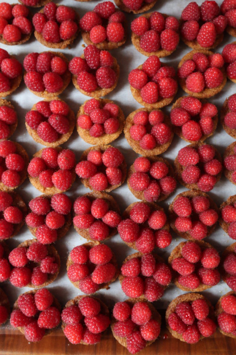 Ballymaloe's tweet image. #Raspberries on their journey from the @ballymaloewg to the #BallymaloeDessertTrolley @Ballymaloe #Raspberrytartlet