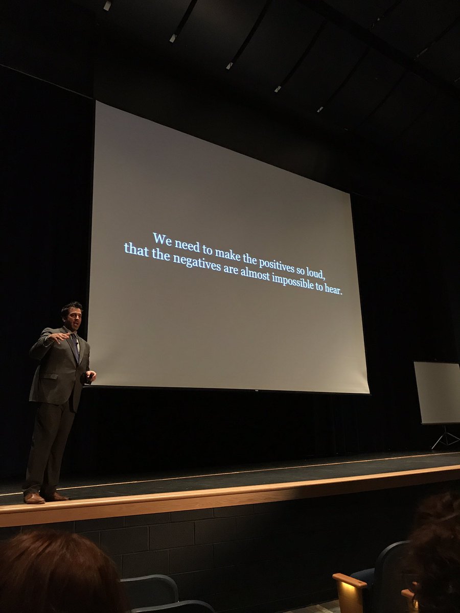 MrsLowhorn's tweet photo. This! #palmsrocks #empowerscc Thank you @gcouros https://t.co/Xy9GOsErmt