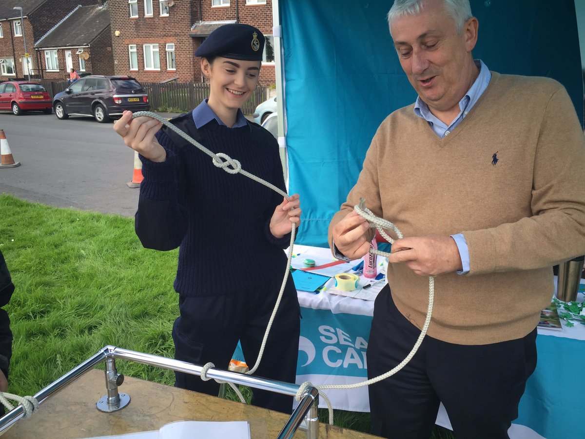 LindsayHoyle_MP's tweet photo. Lots of fun activities at today's #CCH funday  today @AdactusHG @ChorleyCouncil fu https://t.co/eWyWAQTxjh