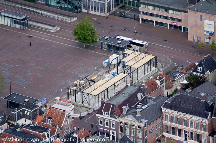 Milieufoto's tweet photo. Luchtfoto's Oldehoofsterkerkhof #Leeuwarden met Stadskantoor en nieuwbouw TaalEkspo OBE @LanfanTaal @lf2018 @tresoar @afuk_ @bouwbedrijflont https://t.co/AVcfUrQ6ls