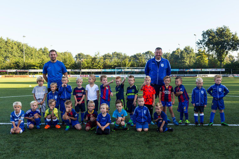 Aanstaande zaterdag start nieuwe seizoen SEH Minipups! @ vvseh.nl/nieuws/760/sta… #vvSEH #minipups #jeugd #toppers