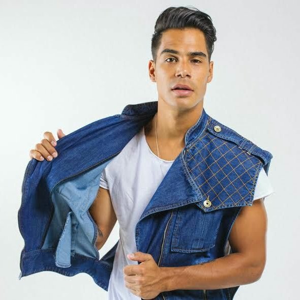 Mika Borges ♔ tweet media
