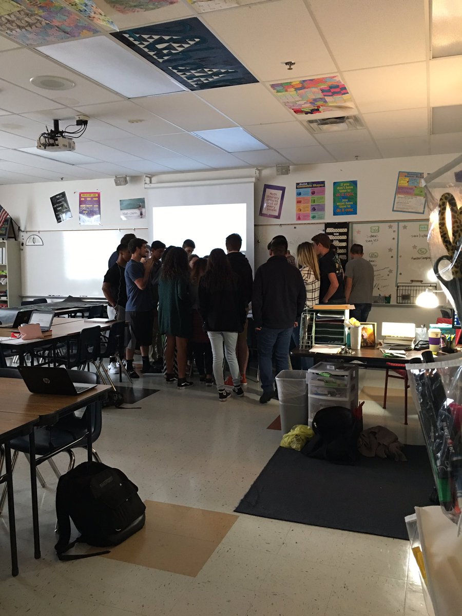 2chalks's tweet image. "Collect data and make a graph"
"How?"
"Figure it out."