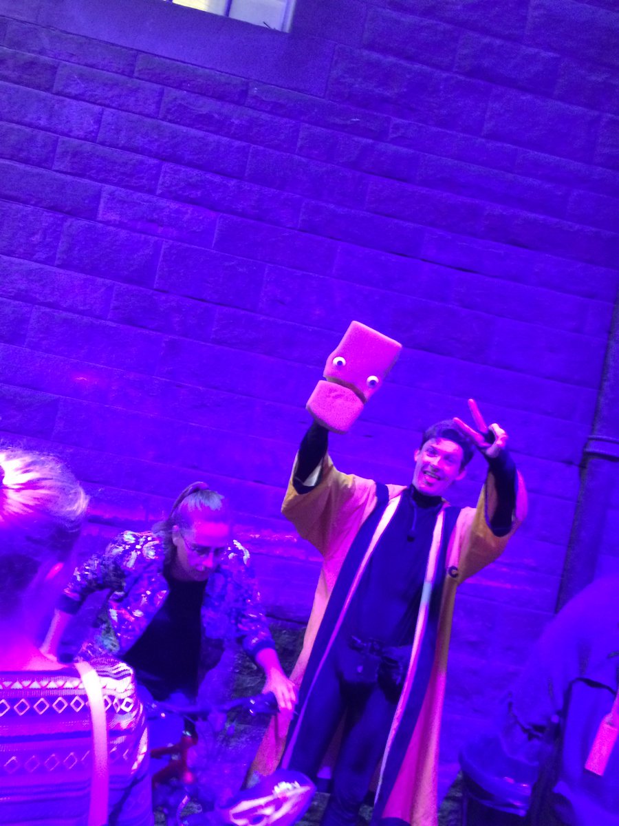 JimDeanAsh's tweet photo. What a crazy little show! Finally got to see #BruceThePuppet by @TLGHtheatre and was not disappointed. Super Sponge! https://t.co/SHTY6sV8vz