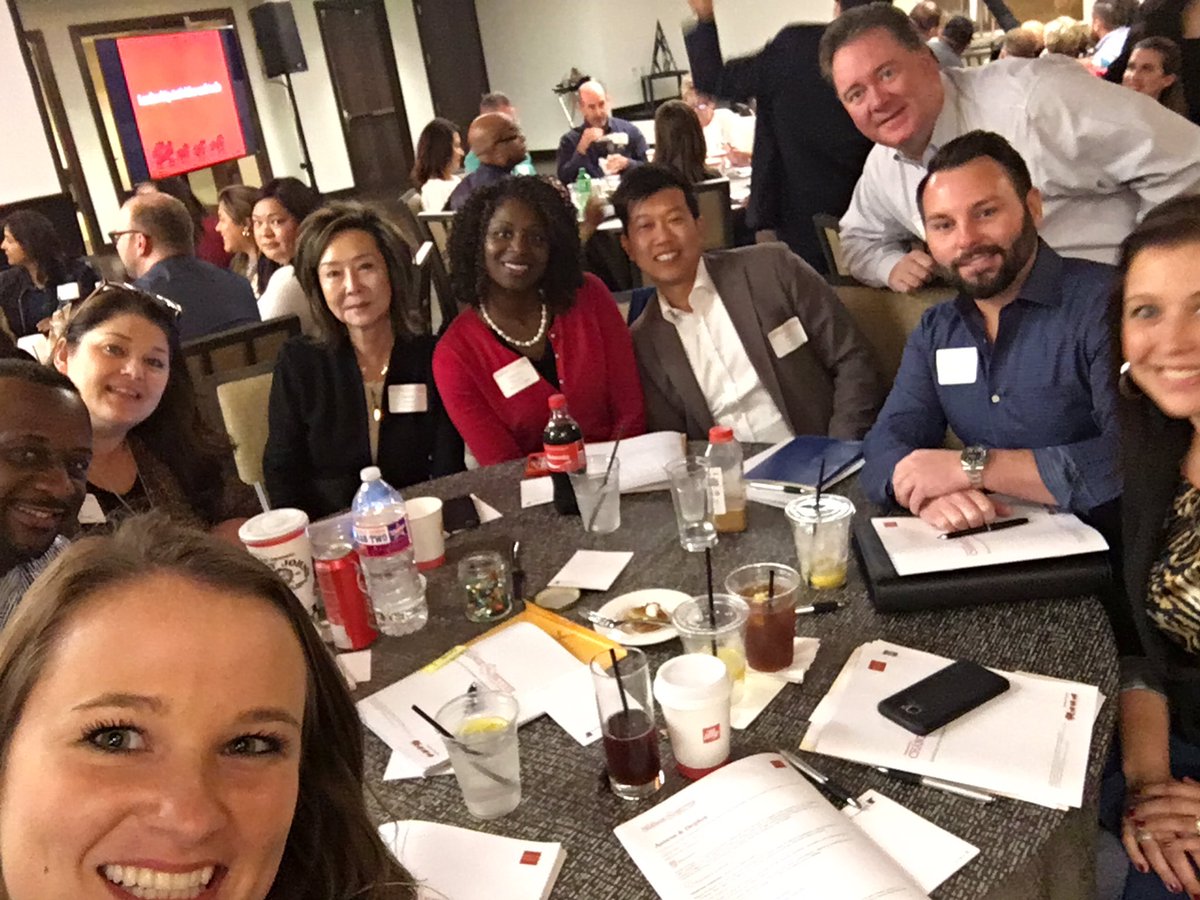 CamilleOBrewer's tweet photo. Enjoying the #Houston Change for the Better conference! #oneWellsFargo #buildingbetter https://t.co/4NORORzyjb