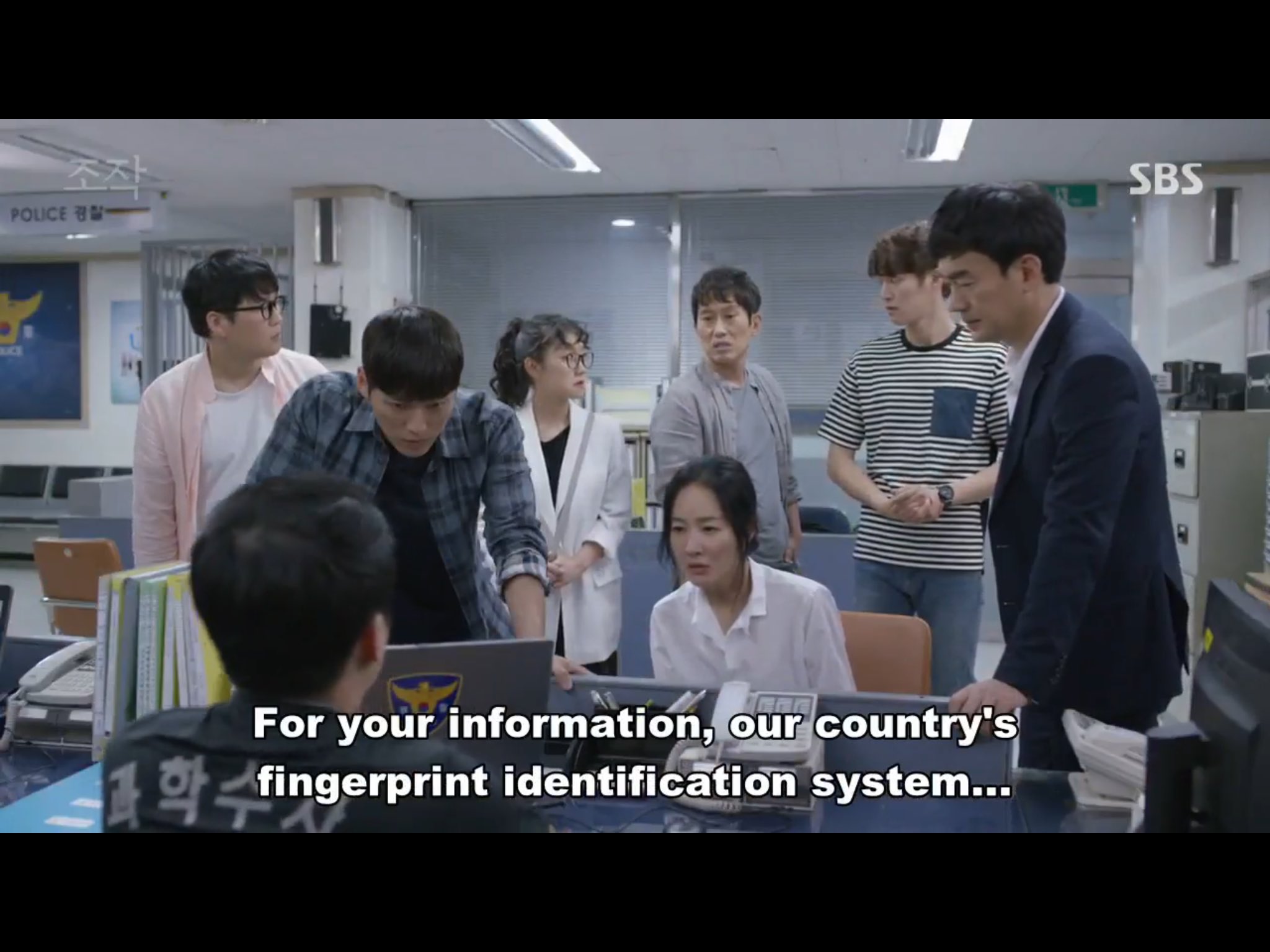 DH718A9U0AEVOVM.jpg:large