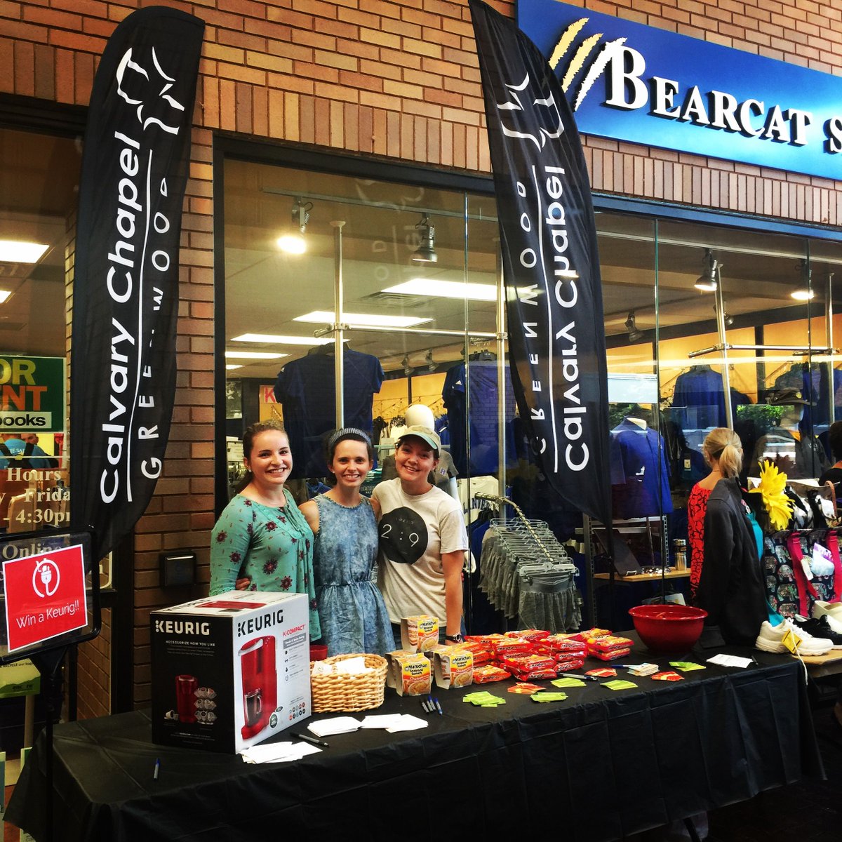outlet_cc's tweet photo. We had an awesome time at Lander University today and we can't wait to be at Erskine tomorrow! https://t.co/JFIRBWKzog