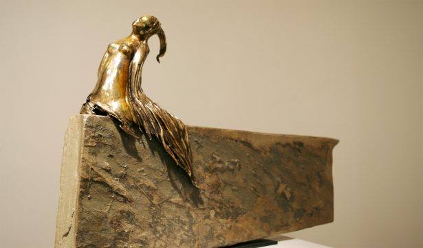 CacpMRC's tweet photo. Michelle Lemire, céramiste et sculpteure de Ripon, dirigera l'œuvre collective du Symposium d'art in situ de Plaisance! @parcplaisance https://t.co/YAnlax9Gqm