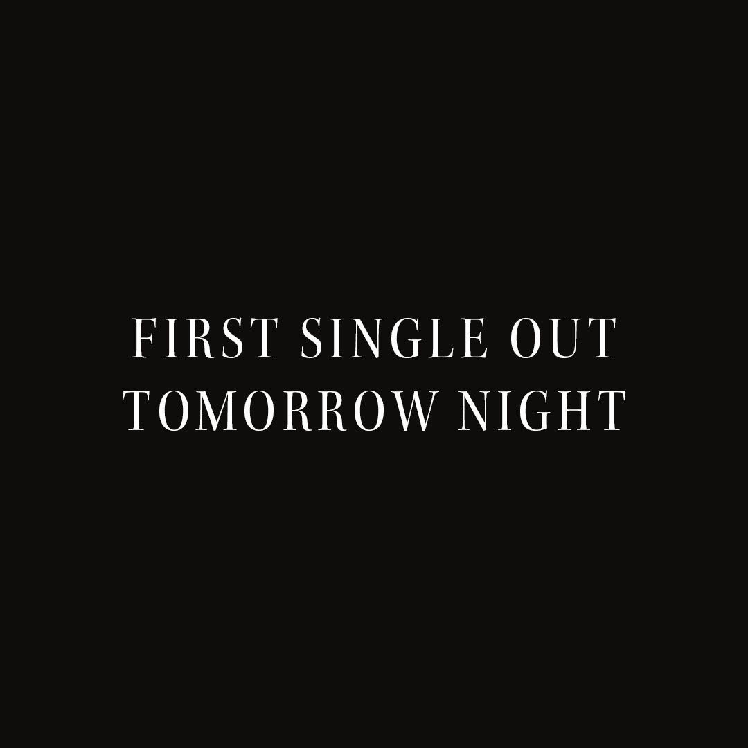 QuoteTaySwift's tweet photo. In less than 24 hours a new era begins. #REPUTATION https://t.co/iBSrZl4bCW
