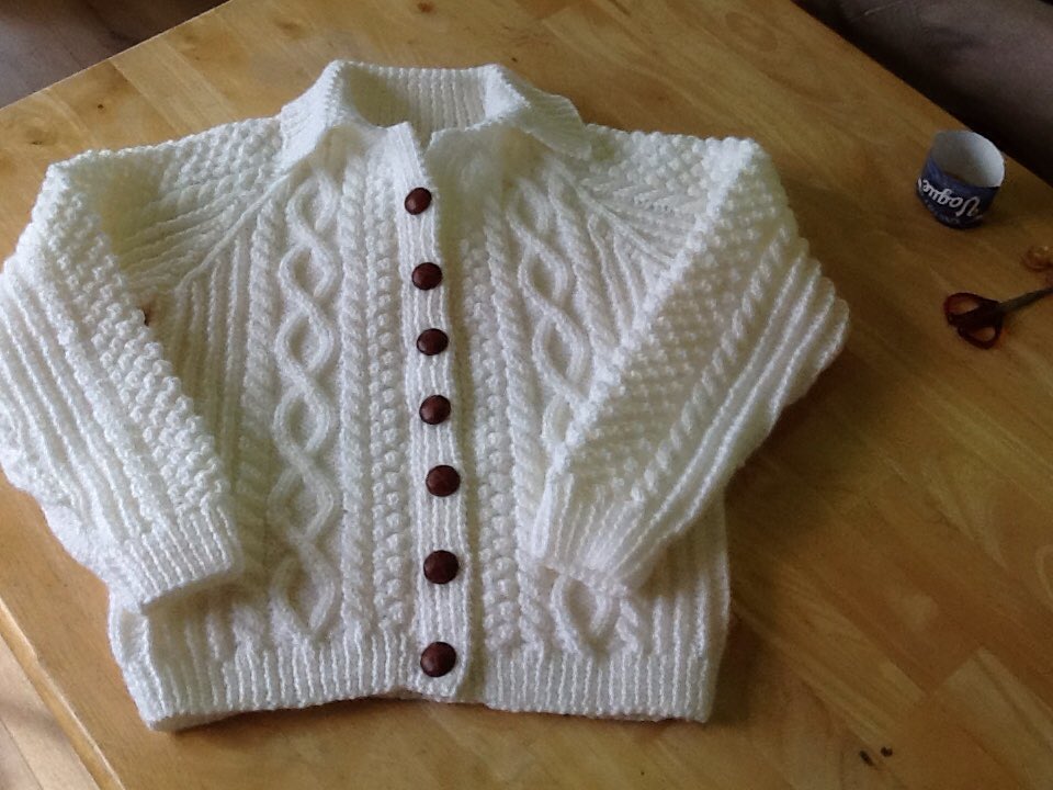 KeepHerKnit tweet media