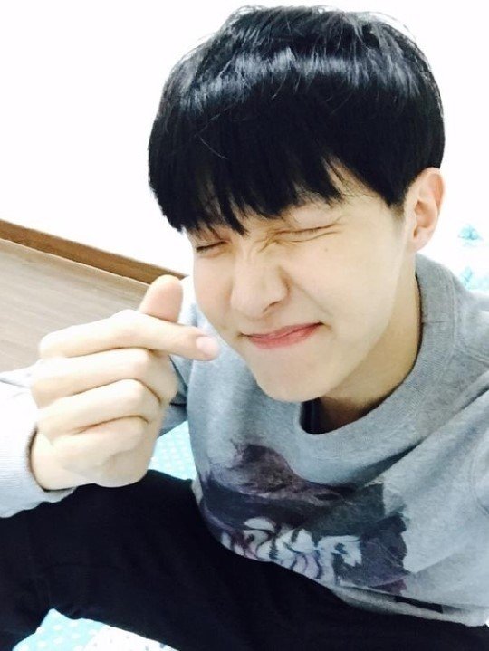 RonaeleBLACK's tweet photo. #BTSCB0918
So what abt Hobi's sexta- I mean Mixtape?
@BTS_twt 

@BigHitEnt #StopConfusingMe! https://t.co/drur6nLsY0