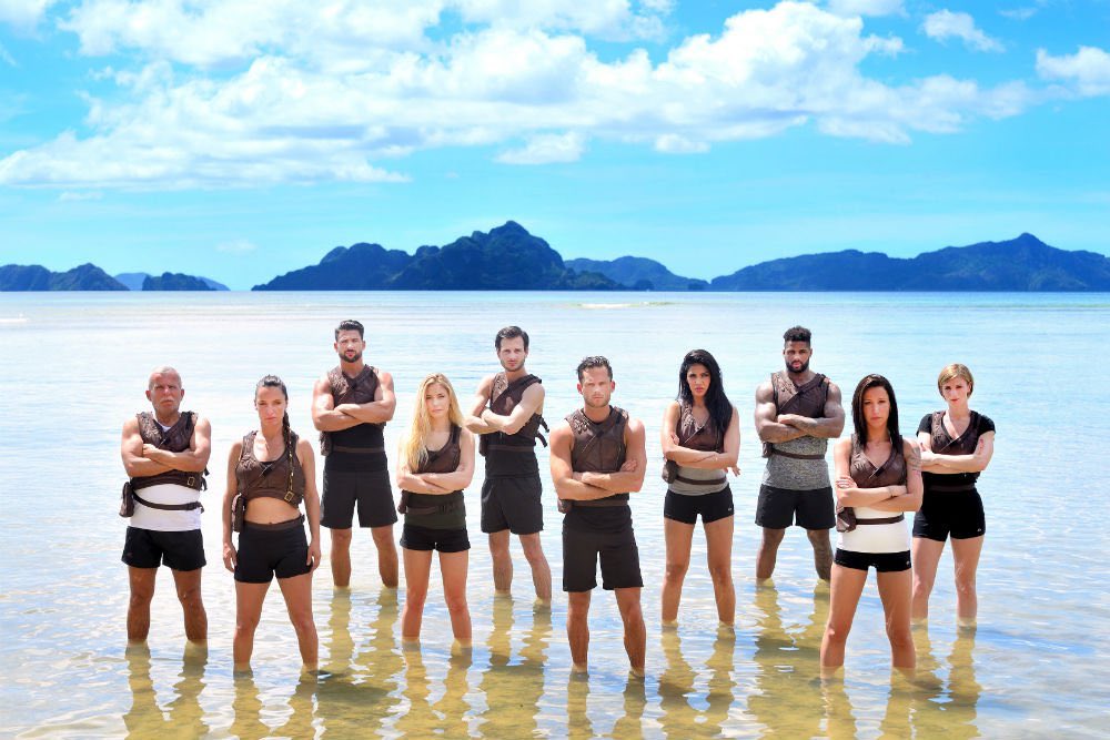 MaximeGueny's tweet photo. Si vous aimez les jeux d'aventures, les concepts français et les looks à la Tomb Raider, un seul choix #CashIsland @C8TV avec @B_Castaldi https://t.co/cc6QmPYZ2o