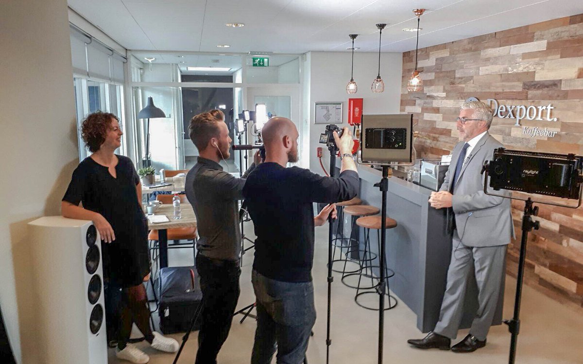 duitsemarkt's tweet photo. Blog; over dankbaarheid en Dexport insights. Een kijkje achter de schermen:https://t.co/5F5Sh540Ml #dexport #achterdeschermen https://t.co/QXnZaeCmuT
