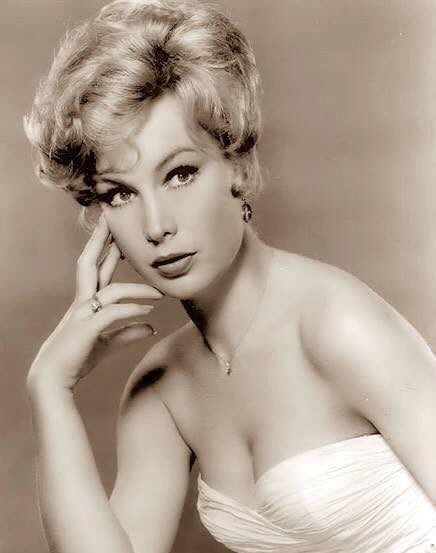Happy birthday Barbara Eden! 