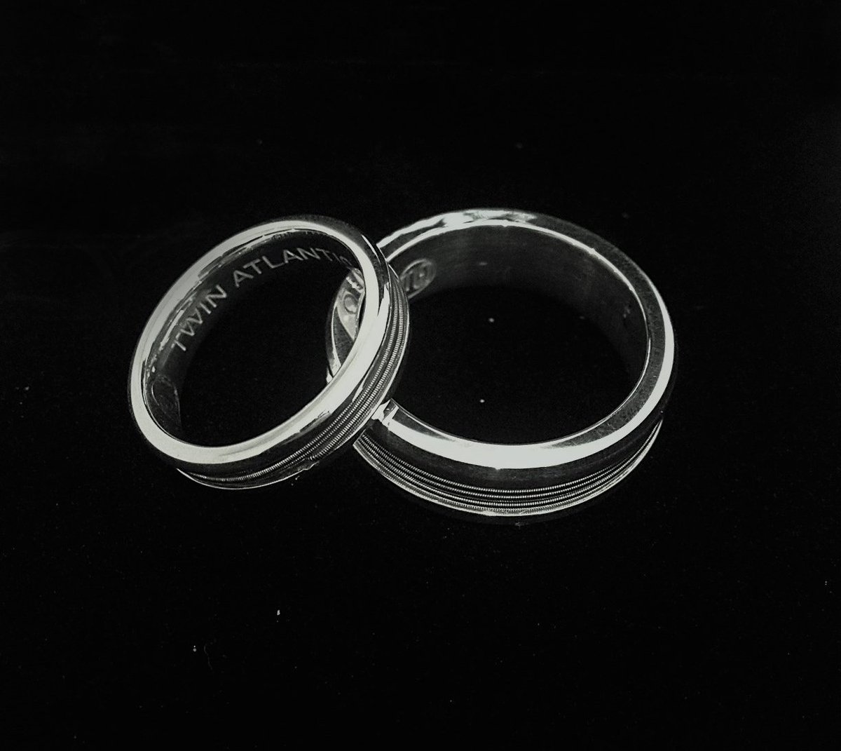 iantrashed's tweet photo. BOSH !! the range of sterling silver rings with used artist strings from @the_guitarwrist are amazing.  brilliant work @emmahedley #charity https://t.co/h0VyrPywHT