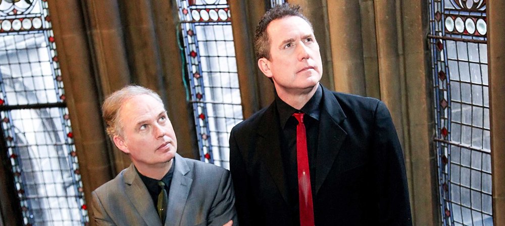 Tonight 8.15pm @kevinfordmusic and <a href="/OfficialOMD/">Orchestral Manoeuvres in the Dark</a> are on the #ShowbizSofa talking music, eBay, dancing, and OMD's <a href="/IpswichRegent/">Ipswich Regent Theatre</a> gig in Nov.