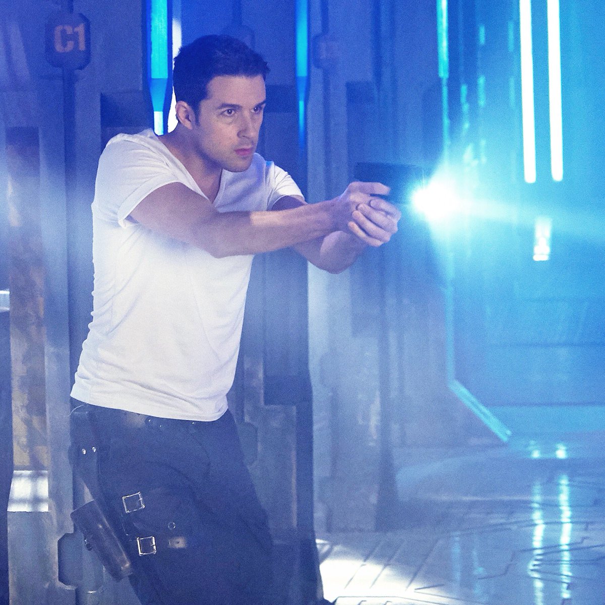ranthonylemke's tweet photo. Miss this guy.
Then again, who know what S4 could hold?
#DarkMatter https://t.co/sbQEcZRGgc