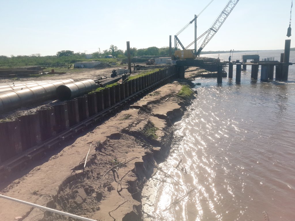 chacoenlinearad's tweet photo. #PuertoLasPalmas Recorrida de Obra con #ATPChaco futura operación del Puerto @EntidadEnlace @domingopeppo https://t.co/TDIXxLrCA4
