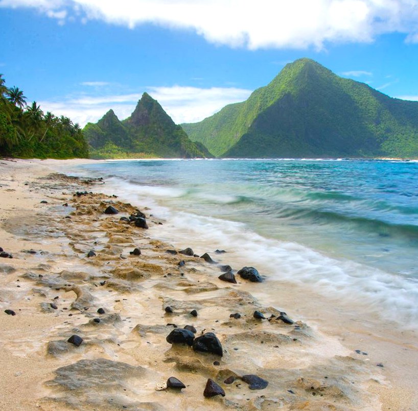 Interior's tweet photo. Sometimes public lands really are paradise. Visit National Park of American Samoa https://t.co/3nR563yVCi