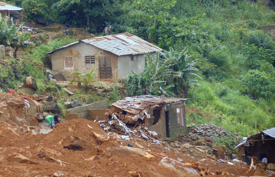 UKMed's tweet photo. Check out our CEO's @profadr piece about the work still to be done in Sierra Leone following the recent mudslide: https://t.co/MtJxLVxPOi https://t.co/Zxq9dxYlDn