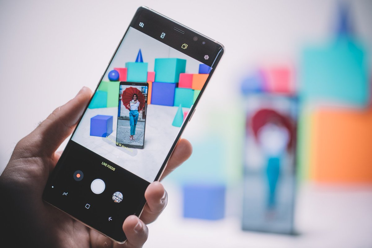 ragen_vaper's tweet image. The #Galaxy_Note_8 marks a big, but cautious return for #Samsung dlvr.it/Ph4R0L @scottia