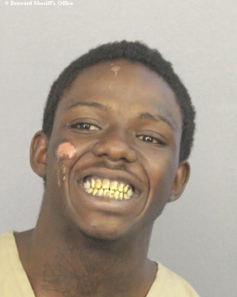 BrettClarkson_'s tweet photo. A living example of "No matter what, he's always smiling" 😂 @1804jackboy #SniperGang @KodakBlack1k #KodakBlack #Jackboy #FirstShowOut https://t.co/9u0FVjbRZF