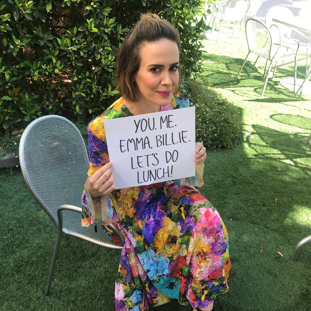 MsSarahPaulson tweet picture