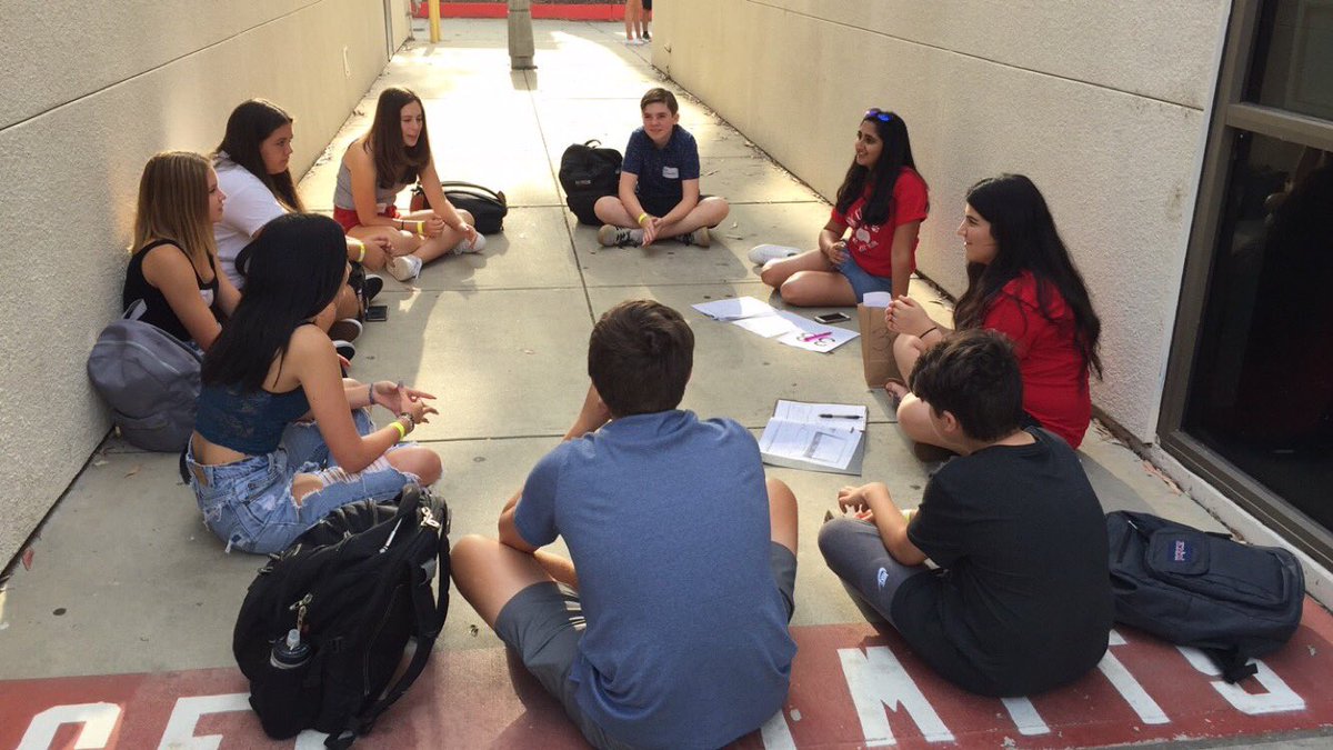 Link Crew CHS tweet media