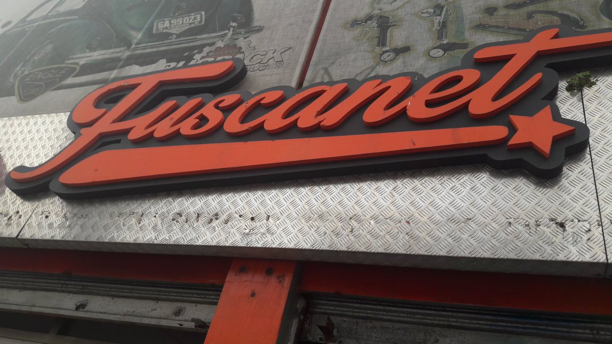 flaviobonavena's tweet photo. Gracias por seguirnos en #LaHoraClásicaDelAutomovilismo desde #Fuscanet. Nos reencontramos mañana a las 12 hs por 1010 AM. https://t.co/l0sMrzxWo7