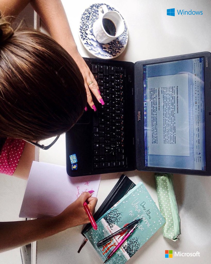 windows_latam's tweet photo. Haz #BorrónYCompuNueva e inspírate y crea como lo hace nuestra #WindowsFan Bárbara Fernandes.  https://t.co/b282aAeAnn https://t.co/JGQEwmFzIx