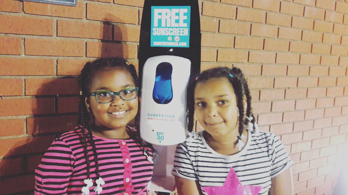 SunStationUSA's tweet photo. We absolutely LOVE getting pics from people using our #Sunstations! Here's some @sunstationusa love from #BuschStadium... GO CARDS!!! https://t.co/fjpznfs1zM