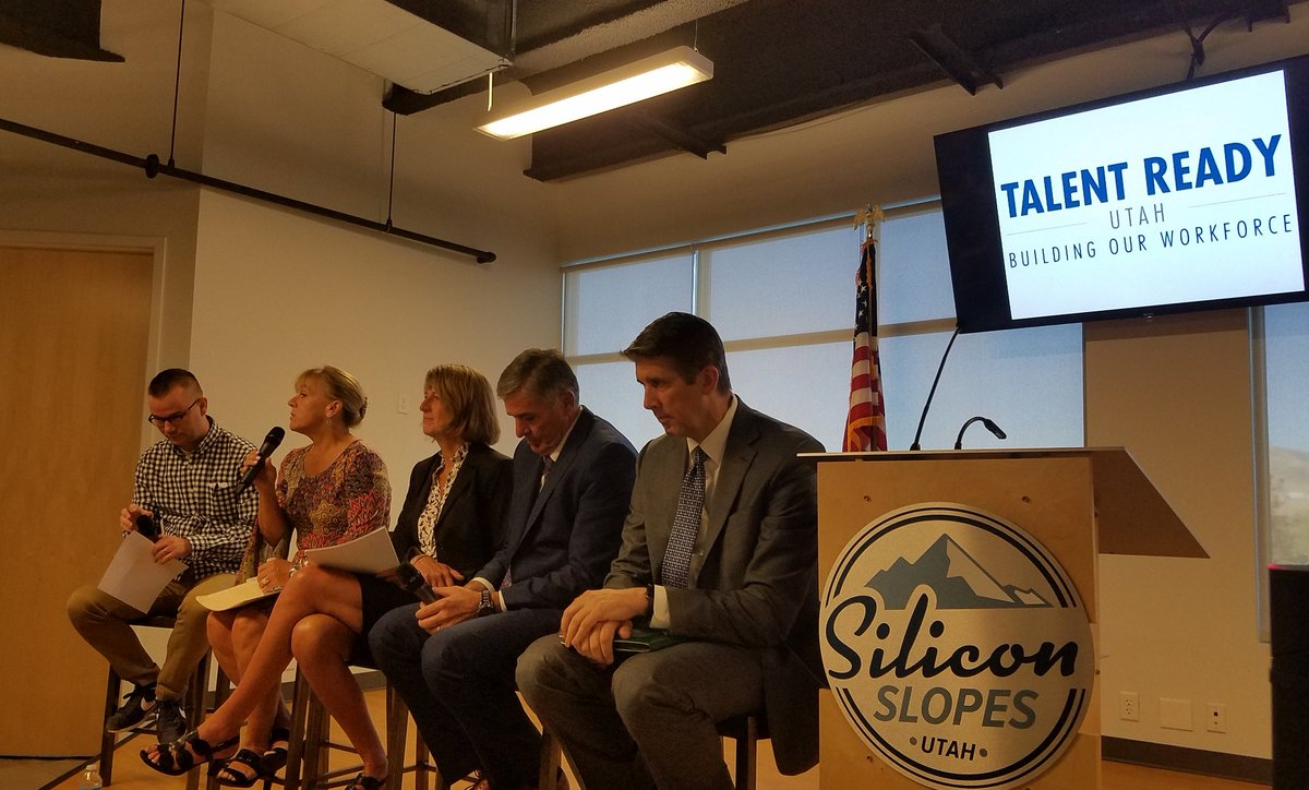 vchecketts's tweet image. Great Utah #HigherEd leadership panel discussing #STEM education @siliconslopes #TalentReadyUtah