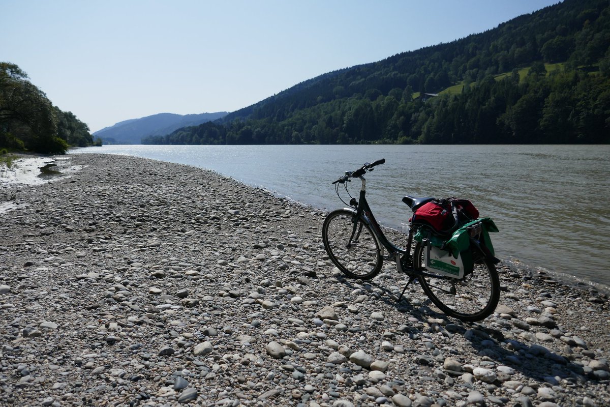 reisebloggerin's tweet photo. Jo, i bin mitn Radl do... #donauregion #donauradweg #upperaustria #Oberoesterreich https://t.co/hPnBnZtYsi