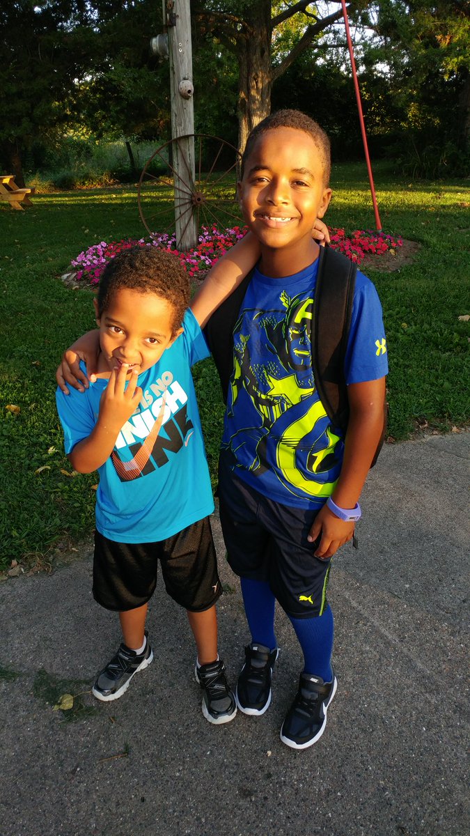 schwartz_aaron's tweet photo. First day of school!
#NSLancers #NSFirstDay https://t.co/FVxlTKgGH9