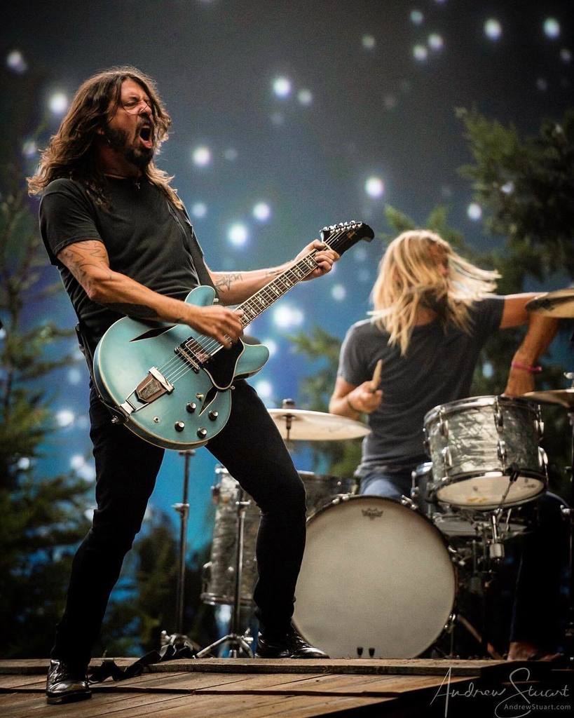 ndrewStuart's tweet photo. New @FooFighters video, “The Sky Is A Neighborhood” out now! ➳ https://t.co/UQjAZsxEzA #andrewstuartphotos https://t.co/nWa0BVcmRK https://t.co/bEGVhoeNoV