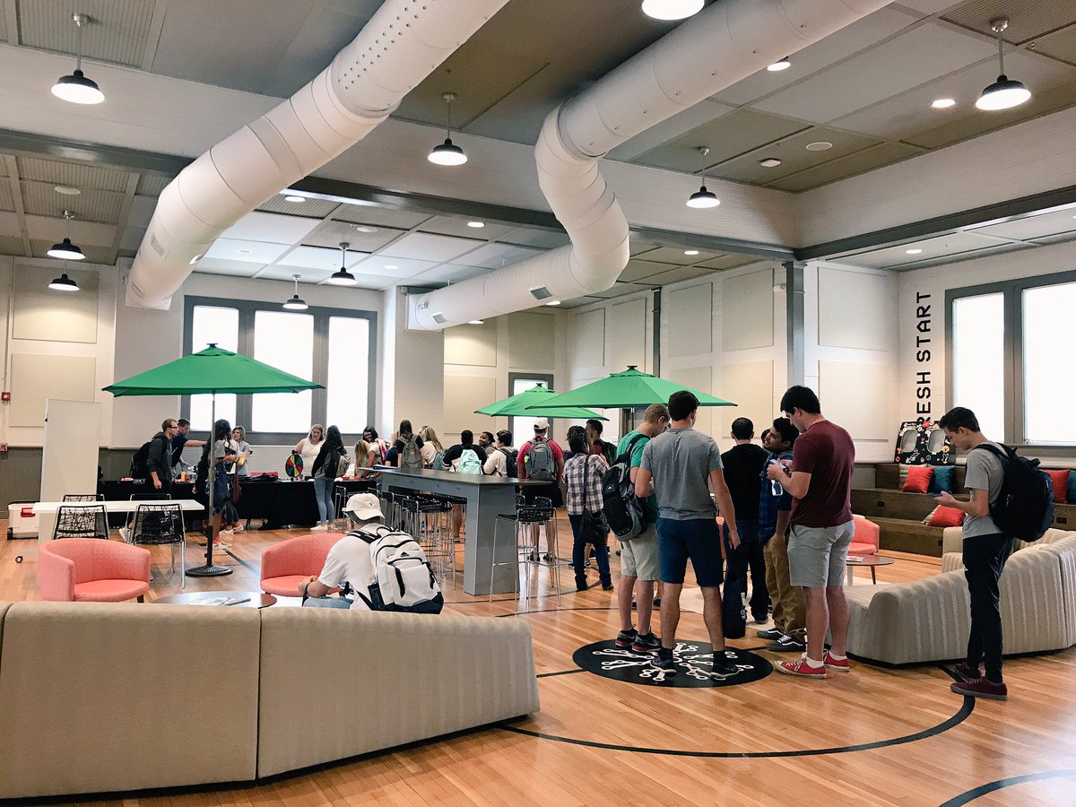 explorecircuit's tweet photo. Excited to see @chattech students back in full force at their student center @explorecircuit #chatttech #studentlife https://t.co/fNqFLkJXNy