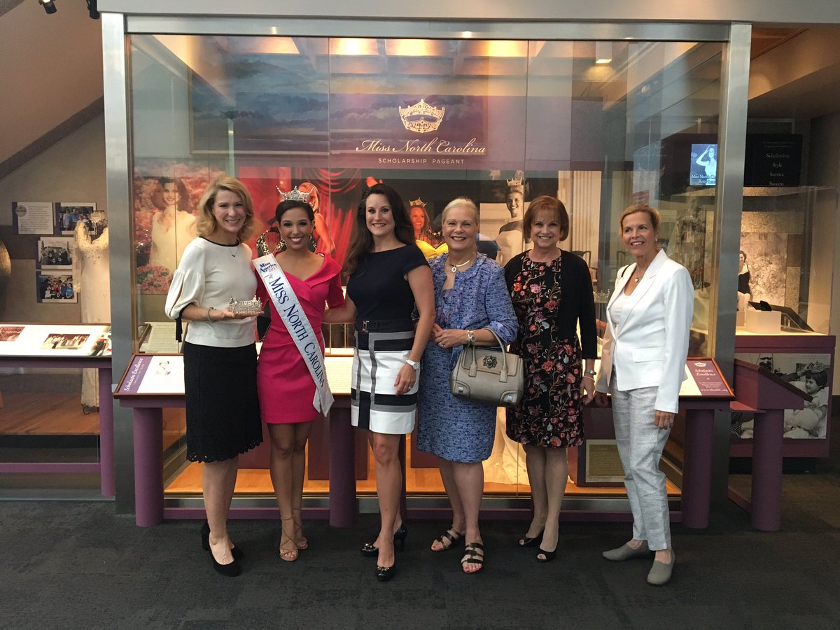 FLONC's tweet photo. Today, FLONC met @MissAmericaNC and former @MissNCPageant winners at @NCmuseumhistory to learn about the history of the Miss NC Pageant! https://t.co/9VmxSdfONO
