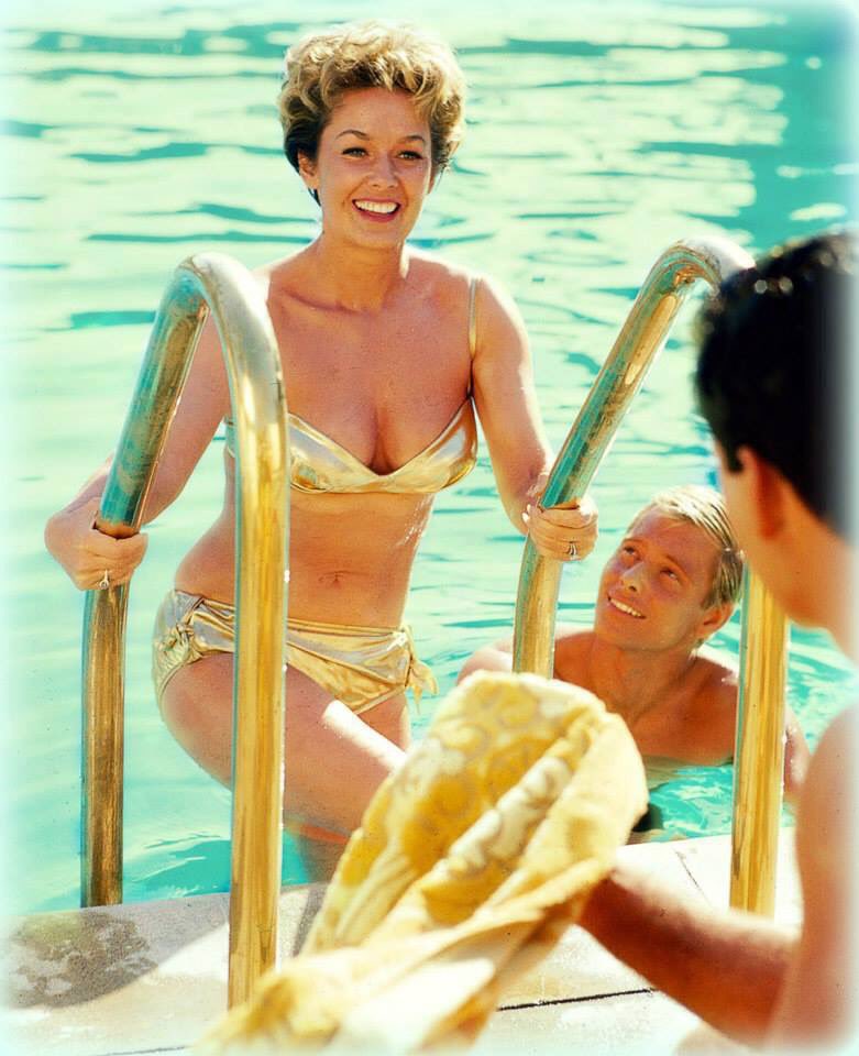 Happy birthday to a magnificent golden goddess -- Vera Miles. 