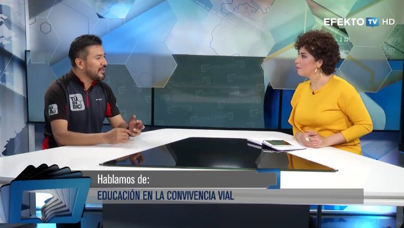 EfektoTv's tweet photo. #CapitalADebate con @AbrilOsortiz
Hablamos con Fernando García (@TuEnBici) sobre educación en la convivencia vial
https://t.co/1QaCVU5Rnz https://t.co/Wi3s62bahf
