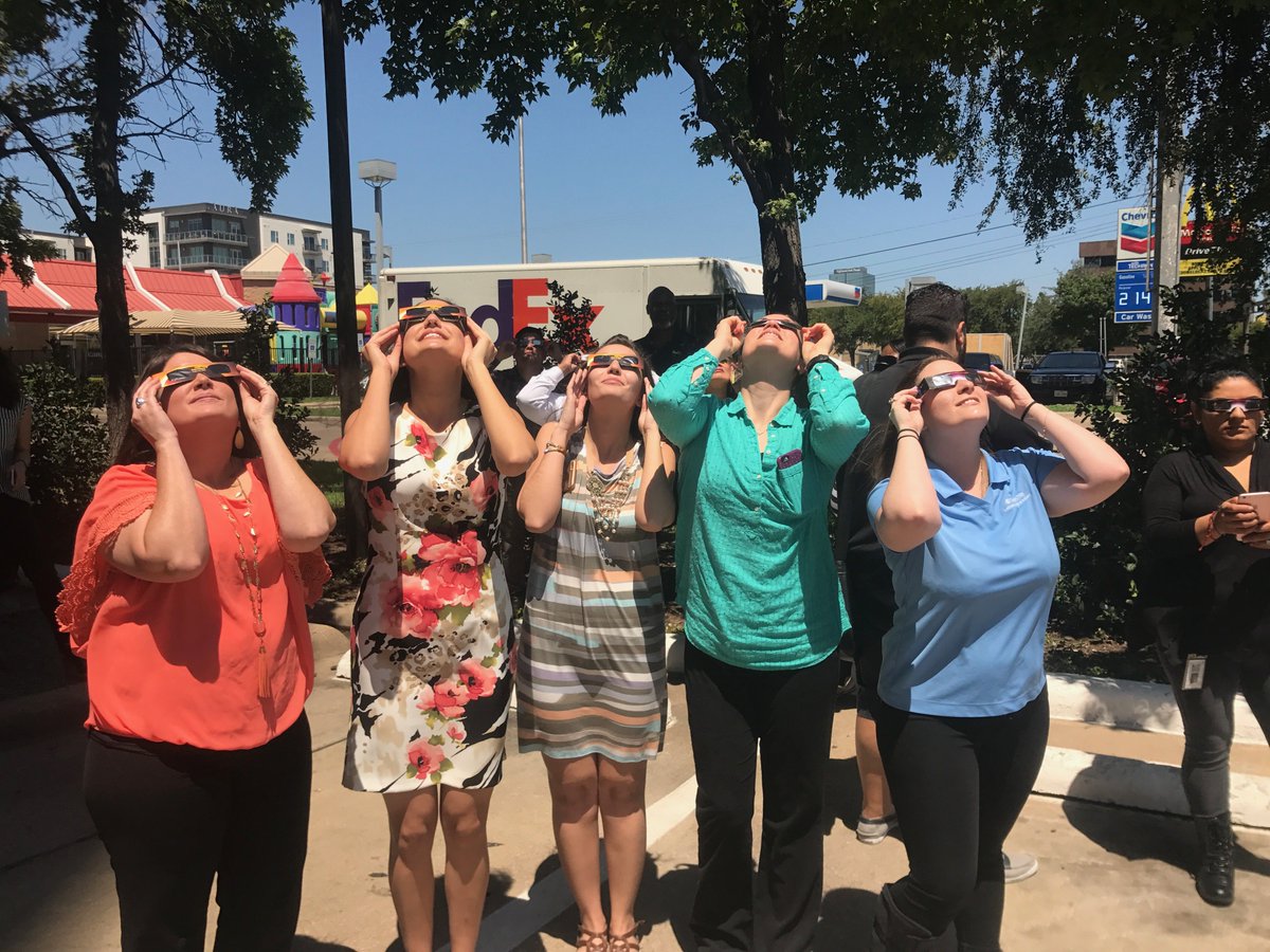 TalkingTitle's tweet photo. You thought we forgot about the #SolarEclipse. Nope, we just forgot to post about it 😱... #lawyerstitlelpa #onceinalifetime #dallas https://t.co/UZHfqpYyER